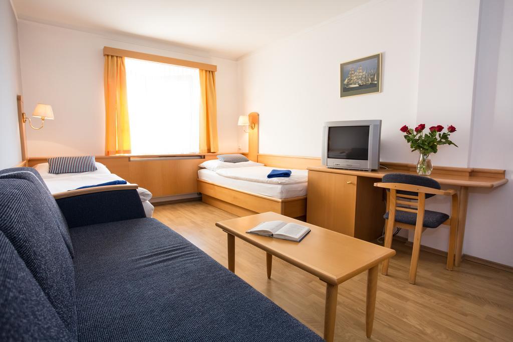 Hotel Laguna Ceske Budejovice Quarto foto