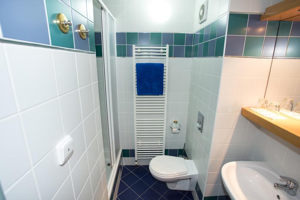 Hotel Laguna Ceske Budejovice Quarto foto
